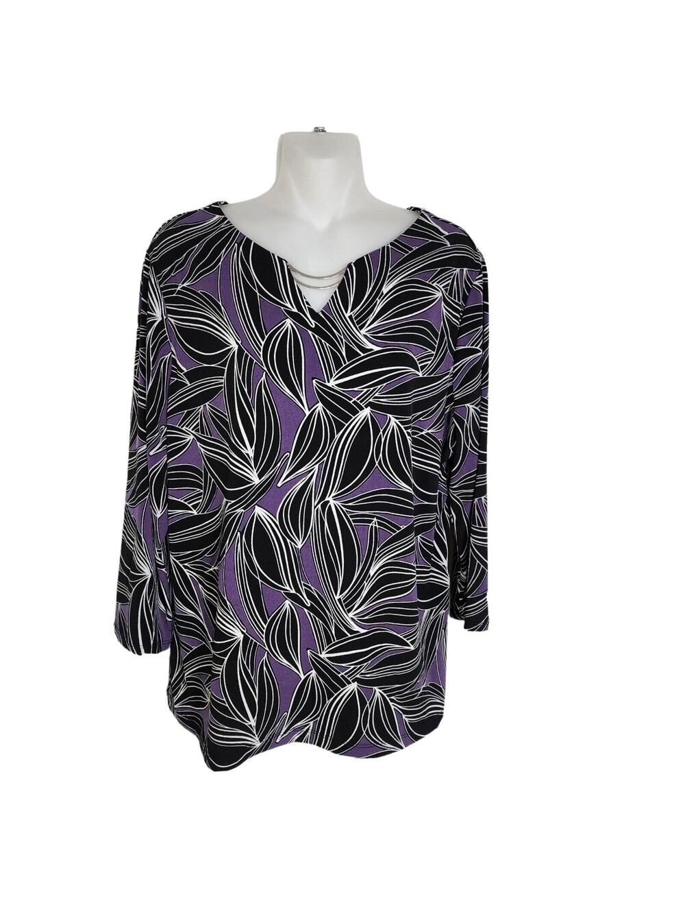 Chico's Easywear Womens Top Size 2 Large Leafy Lines Double Bar Tee 3/4 Sleeve